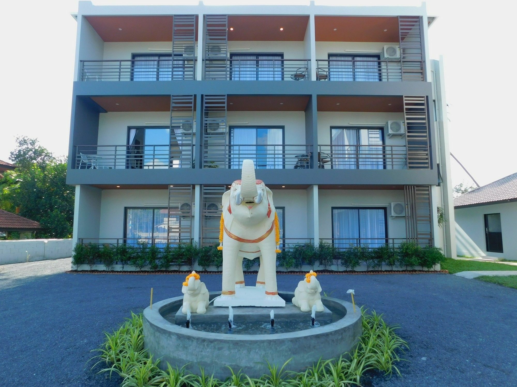 ホテル Baan Plaai Ngam ボプート エクステリア 写真